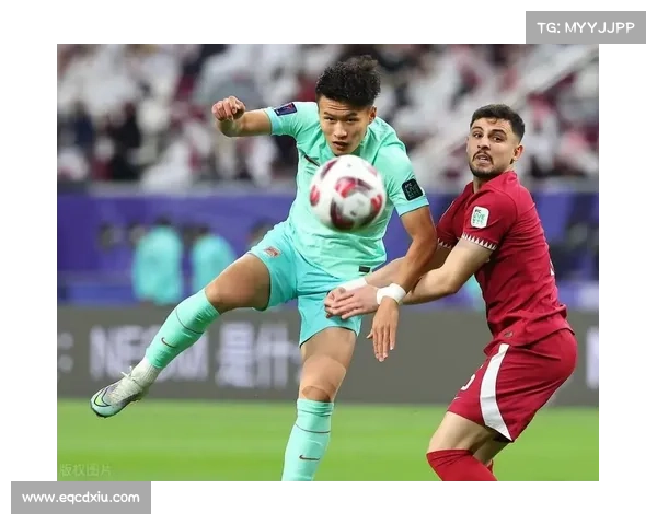 国足应如何调整战术心态以避免在对阵卡塔尔时再次遭遇失败